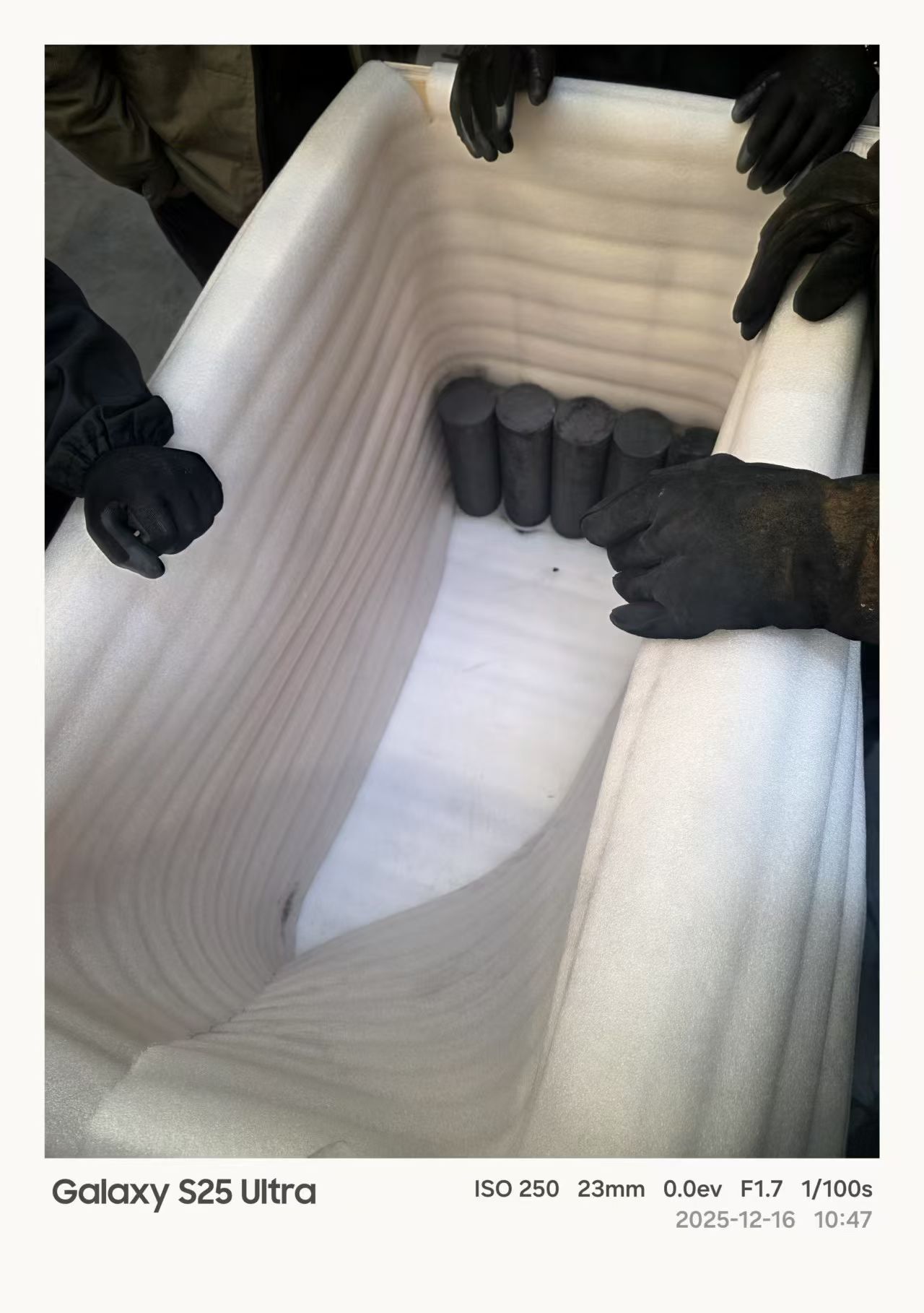 Graphite Column